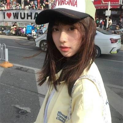 紧锁海报